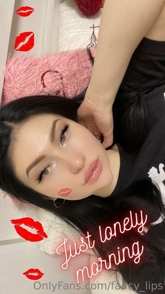 fancy_lips Nahé Úniky OnlyFans Fotka 5