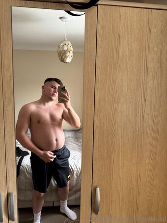 fattracklad Nahé Úniky OnlyFans Fotka 22