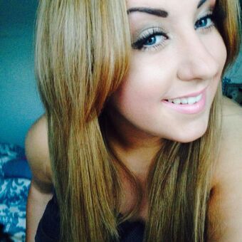 Faye Rainey Nahé Úniky OnlyFans Fotka 35