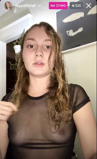 fayofficial Nahé Úniky OnlyFans Fotka 4