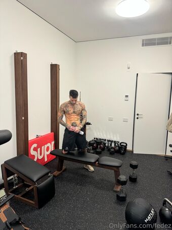 fedez Nahé Úniky OnlyFans Fotka 5