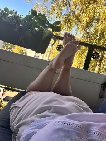fee_tfocus Nahé Úniky OnlyFans Fotka 3