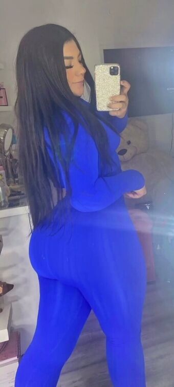 Fernanda Nahé Úniky OnlyFans Fotka 2