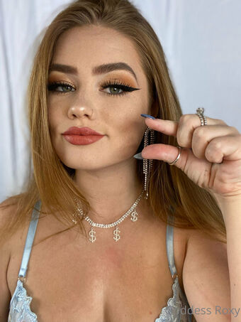 findomroxy1 Nahé Úniky OnlyFans Fotka 34