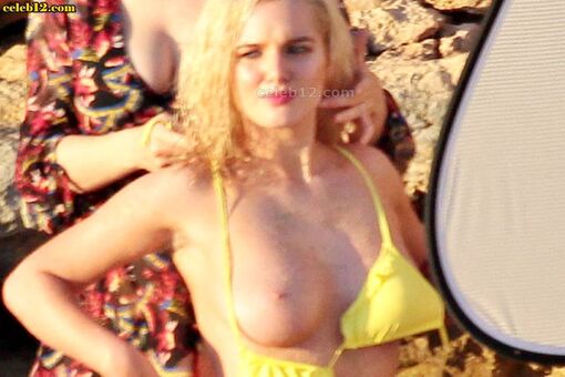 Flanagan Nahé Úniky OnlyFans Fotka 13