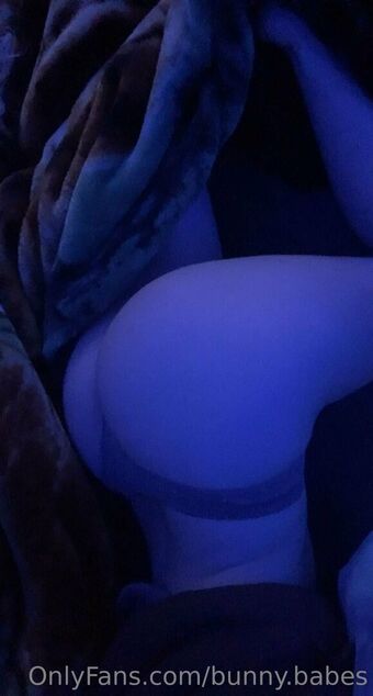 floatingfae Nahé Úniky OnlyFans Fotka 5