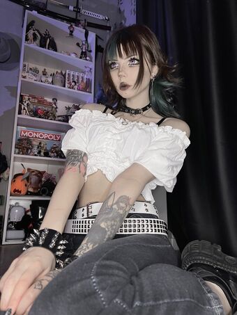 Flutterow Nahé Úniky OnlyFans Fotka 50