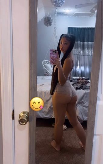 foreign.kattt Nahé Úniky OnlyFans Fotka 1