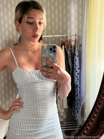 foreverSat Nahé Úniky OnlyFans Fotka 14