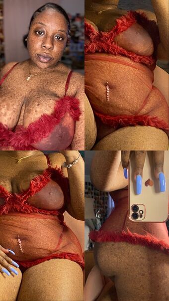 Freckledfantasy Nahé Úniky OnlyFans Fotka 2