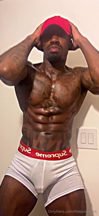 Freepressure Nahé Úniky OnlyFans Fotka 56