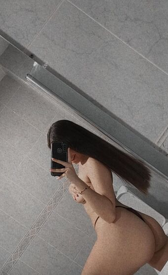 Fressingang Nahé Úniky OnlyFans Fotka 5