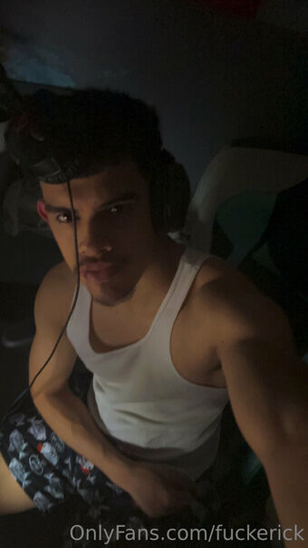 fuckerick Nahé Úniky OnlyFans Fotka 12