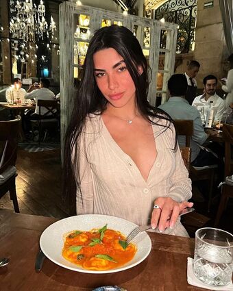 Gabrielle M
