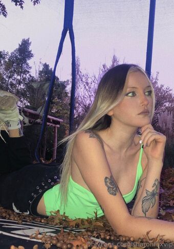 gothsharon Nahé Úniky OnlyFans Fotka 18
