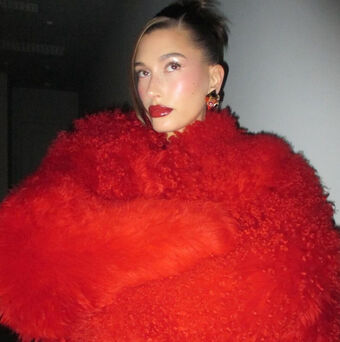 Hailey Baldwin Bieber
