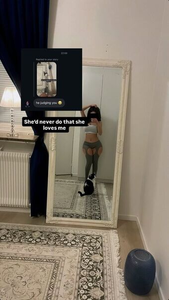 Halola Nahé Úniky OnlyFans Fotka 62