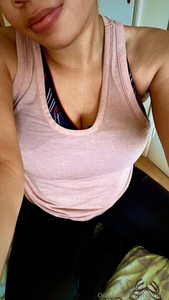 hattypie Nahé Úniky OnlyFans Fotka 11