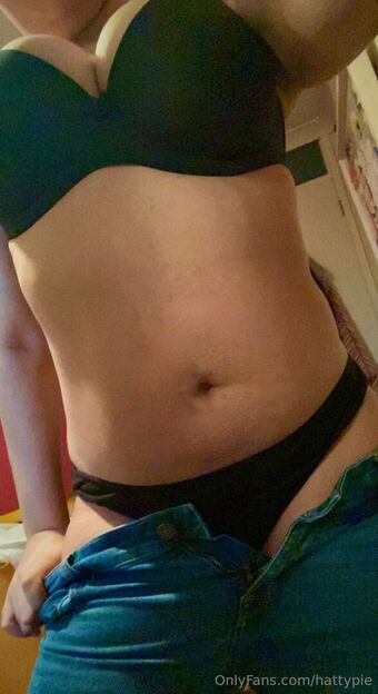 hattypie Nahé Úniky OnlyFans Fotka 14
