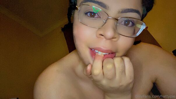 hattypie Nahé Úniky OnlyFans Fotka 20