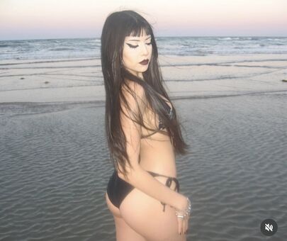 heeheeval Nahé Úniky OnlyFans Fotka 1