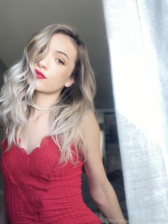 hellohaileyy Nahé Úniky OnlyFans Fotka 9