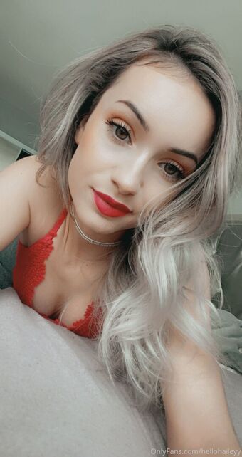 hellohaileyy Nahé Úniky OnlyFans Fotka 10