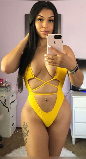 Hellomissbianca Nahé Úniky OnlyFans Fotka 11