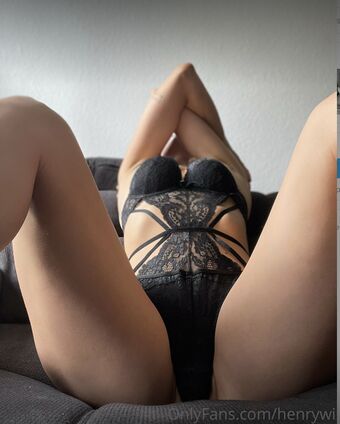henrywi Nahé Úniky OnlyFans Fotka 16