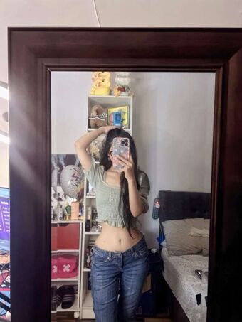 Holisofi Nahé Úniky OnlyFans Fotka 4