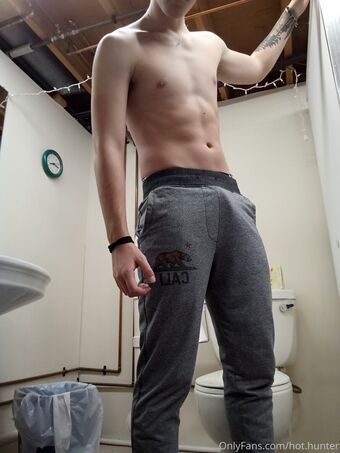 hot.hunter Nahé Úniky OnlyFans Fotka 17