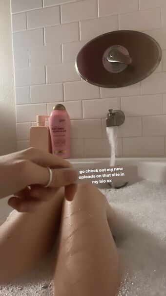 Hrdluvr Nahé Úniky OnlyFans Fotka 3