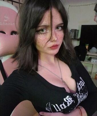 Httpsrrae Nahé Úniky OnlyFans Fotka 21