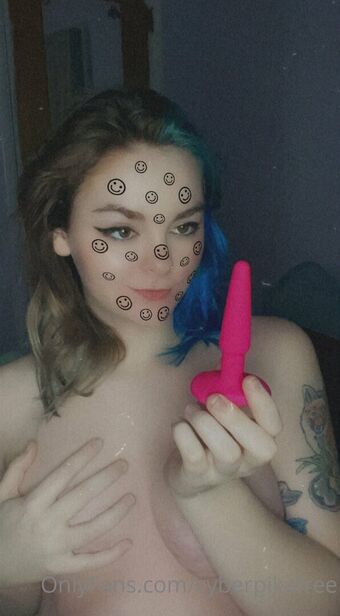 hyperbabecyber Nahé Úniky OnlyFans Fotka 27