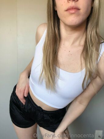 innocentabby Nahé Úniky OnlyFans Fotka 19
