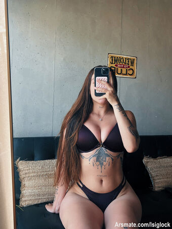 Isiglock_ Nahé Úniky OnlyFans Fotka 14