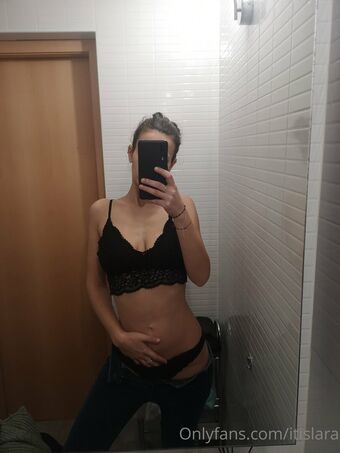 itislara Nahé Úniky OnlyFans Fotka 5