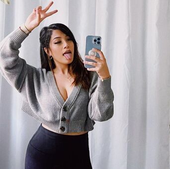 Itsizziman Nahé Úniky OnlyFans Fotka 20