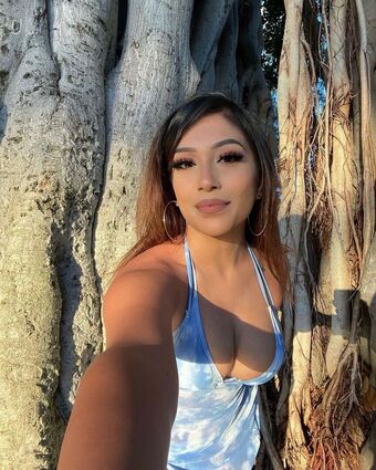Itsizziman Nahé Úniky OnlyFans Fotka 22