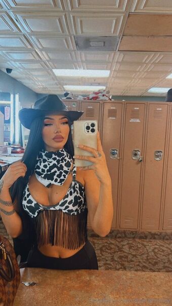 itsmetrinity Nahé Úniky OnlyFans Fotka 18
