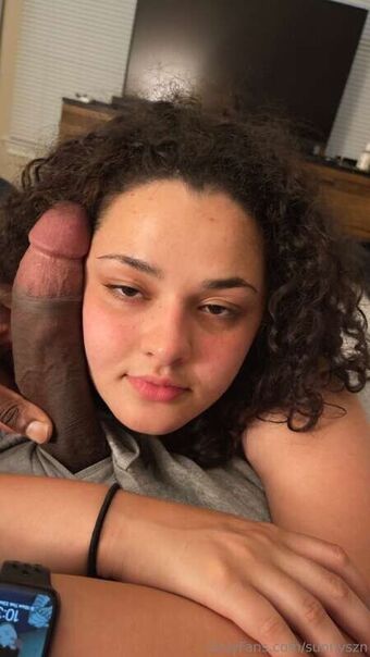 itsunnyszn Nahé Úniky OnlyFans Fotka 1