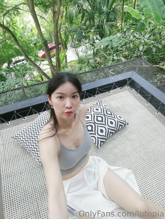 iutopia Nahé Úniky OnlyFans Fotka 18