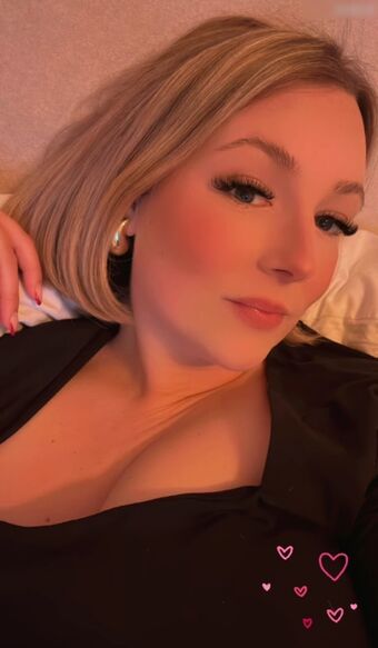 Janinavoo Nahé Úniky OnlyFans Fotka 17