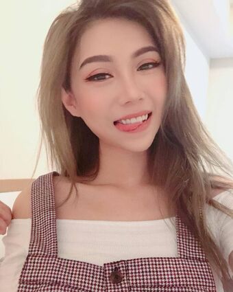 Jasmina Nahé Úniky OnlyFans Fotka 17