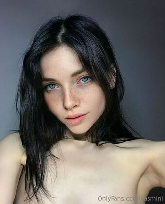 jjasmini Nahé Úniky OnlyFans Fotka 20