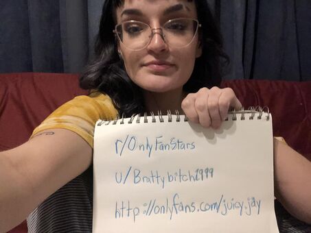 Juicy Jay Nahé Úniky OnlyFans Fotka 16