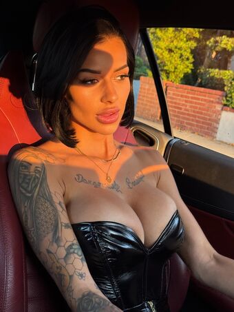 Karina Petrova Nahé Úniky OnlyFans Fotka 16