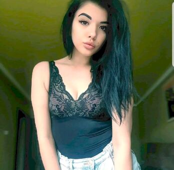 _karisha_ Nahé Úniky OnlyFans Fotka 1