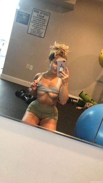 Kat W Nahé Úniky OnlyFans Fotka 16