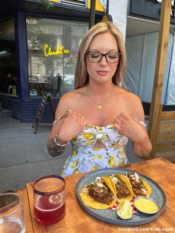 Katlogan Nahé Úniky OnlyFans Fotka 12